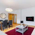 Whome Ajuda 31 Premium W/ Elevator & Parking *
