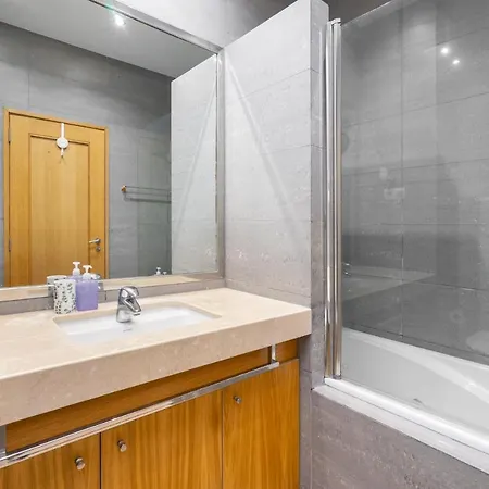شقة Whome Ajuda 31 Premium W/ Elevator & Parking Lisboa