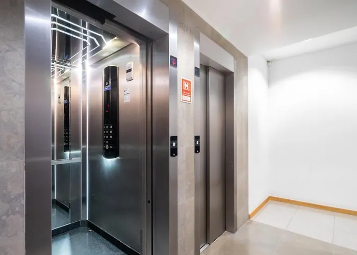 Whome Ajuda 31 Premium W/ Elevator & Parking