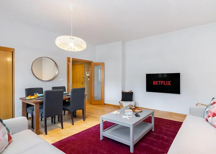 Whome Ajuda 31 Premium W/ Elevator & Parking *